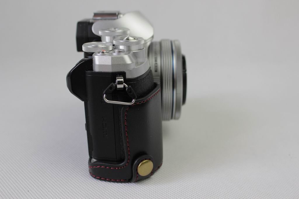 Amazon | Koowl 対応 Olympus オリンパス OM-D E-M10 Mark III OM D E